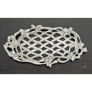 Vintage Arthur Court Bow Design - Trivet Plate